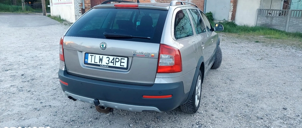 Skoda Octavia cena 37500 przebieg: 190000, rok produkcji 2010 z Radom małe 232